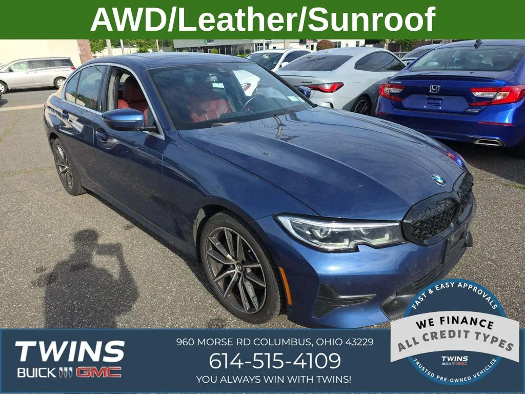 Blue 2022 BMW 3 Series 330i xDrive for sale in Columbus, OH