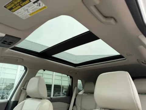 More photos of 2021 Nissan Rogue SL at Twins Buick GMC, OH