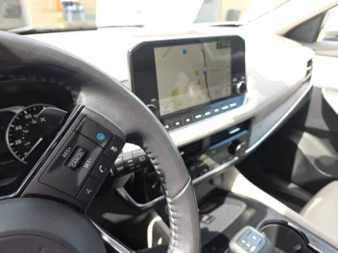 More photos of 2021 Nissan Rogue SL at Twins Buick GMC, OH