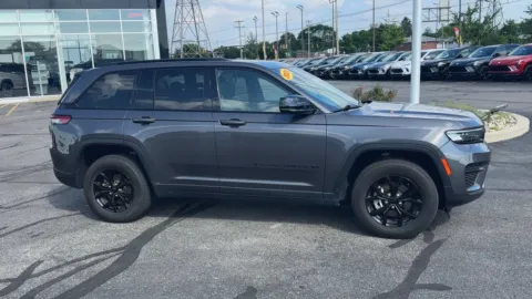 Another view of 2024 Jeep Grand Cherokee Altitude for sale in Columbus, OH at Twins Buick GMC