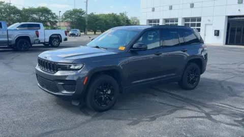 More photos of 2024 Jeep Grand Cherokee Altitude at Twins Buick GMC, OH