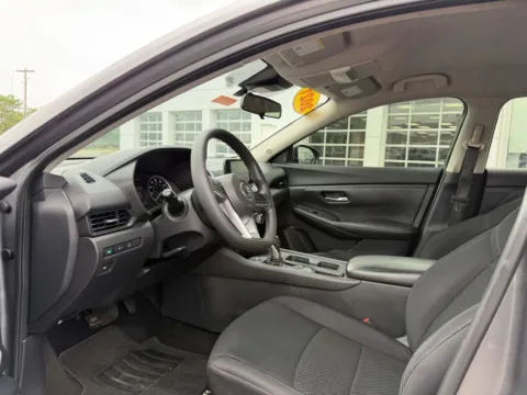 More photos of 2021 Nissan Sentra S at Twins Buick GMC, OH