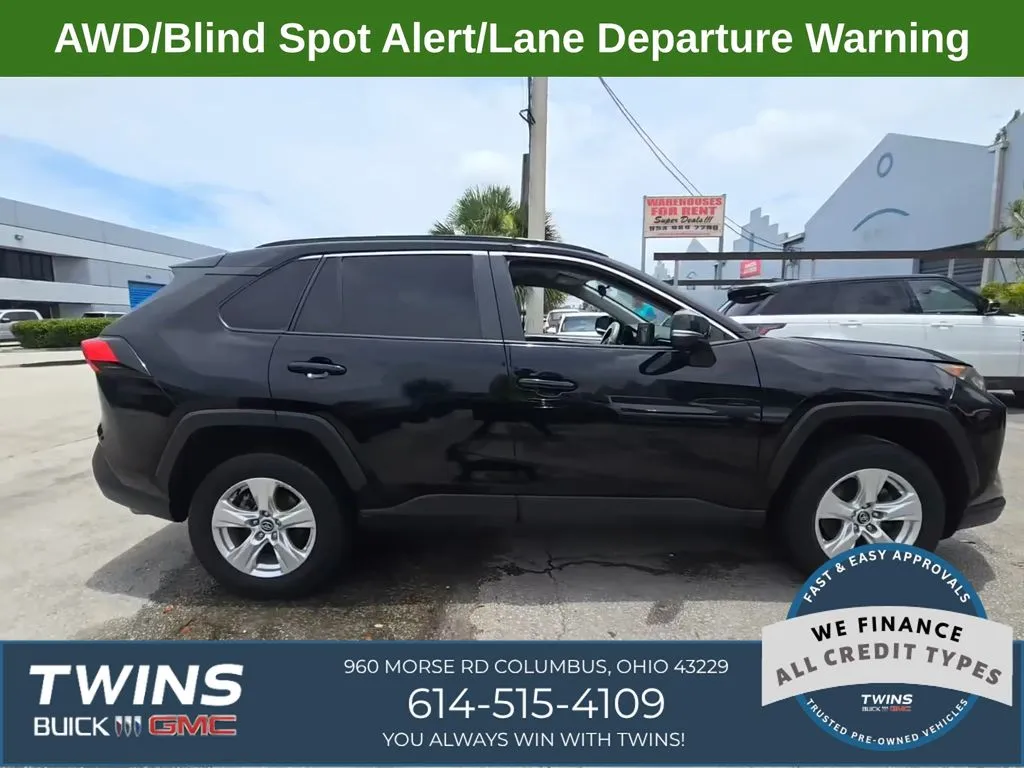 Black 2021 Toyota RAV4 XLE for sale in Columbus, OH