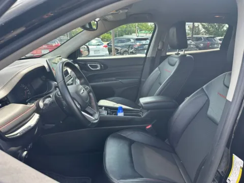 Another view of 2022 Jeep Compass Trailhawk for sale in Columbus, OH at Twins Buick GMC