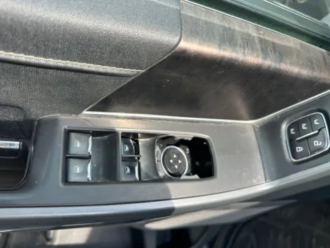 More photos of 2023 Ford F-150 Lariat at Twins Buick GMC, OH