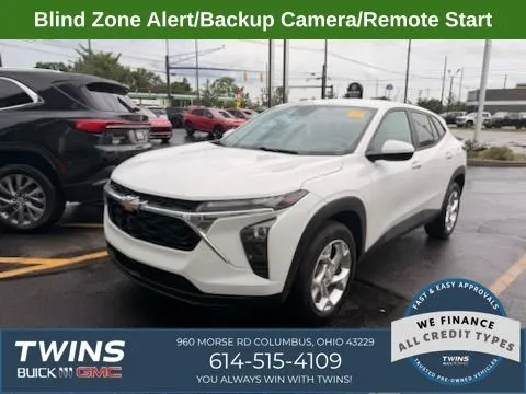 White 2024 Chevrolet Trax LS for sale in Columbus, OH