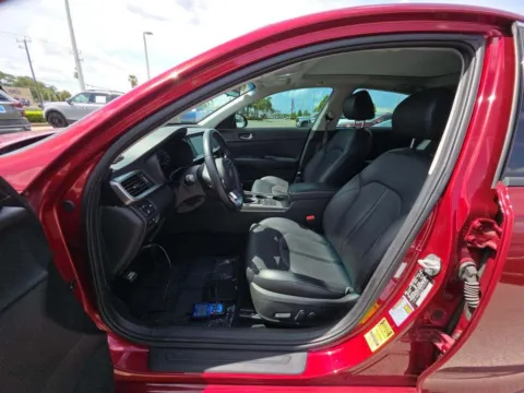 More photos of 2020 Kia Optima SE at Twins Buick GMC, OH