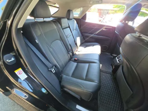 More photos of 2018 Lexus RX at Twins Buick GMC, OH