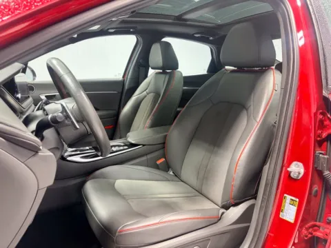 More photos of 2023 Hyundai Sonata SEL Plus at Twins Buick GMC, OH