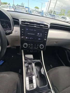 More photos of 2023 Hyundai Tucson SEL at Twins Buick GMC, OH