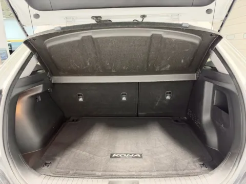 More photos of 2022 Hyundai Kona SEL at Twins Buick GMC, OH