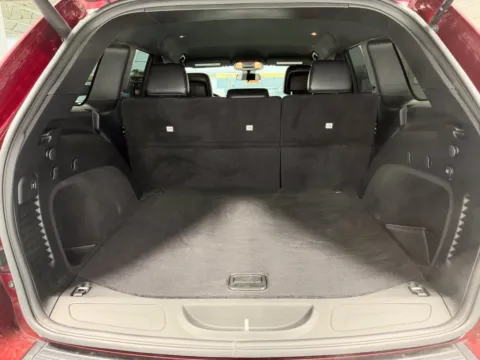 More photos of 2021 Jeep Grand Cherokee Laredo X at Twins Buick GMC, OH