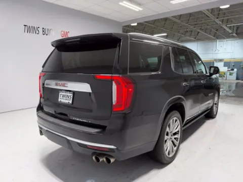 Another view of 2022 GMC Yukon Denali for sale in Columbus, OH at Twins Buick GMC