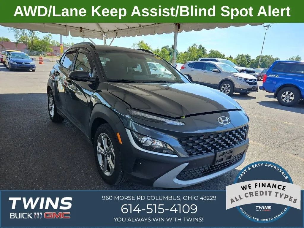 Gray 2022 Hyundai Kona SEL for sale in Columbus, OH