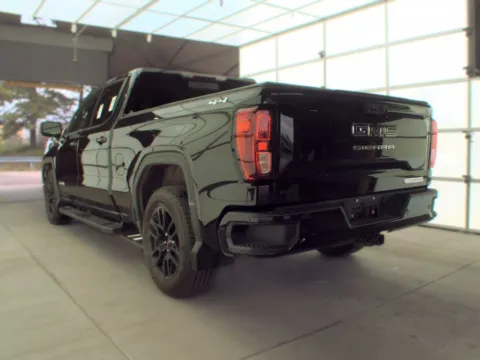 More photos of 2024 GMC Sierra 1500 Elevation at Twins Buick GMC, OH