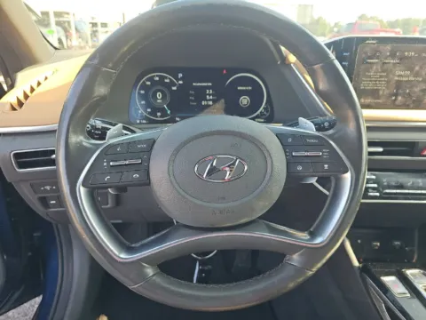 More photos of 2021 Hyundai Sonata Limited at Twins Buick GMC, OH
