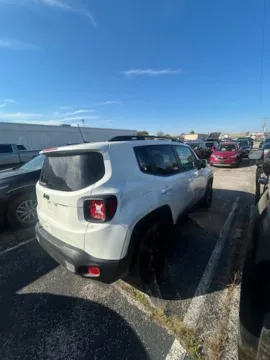 More photos of 2018 Jeep Renegade Latitude at Twins Buick GMC, OH