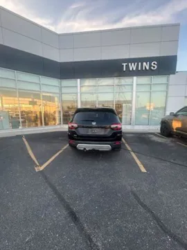More photos of 2024 Honda Pilot EX-L at Twins Buick GMC, OH