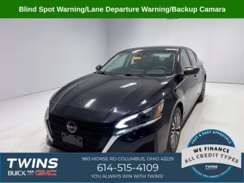 Black 2024 Nissan Altima 2.5 SV for sale in Columbus, OH
