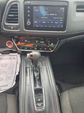 More photos of 2021 Honda HR-V EX at Twins Buick GMC, OH