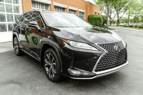 More photos of 2022 Lexus RX 450hL at Twins Auto of Dublin, OH