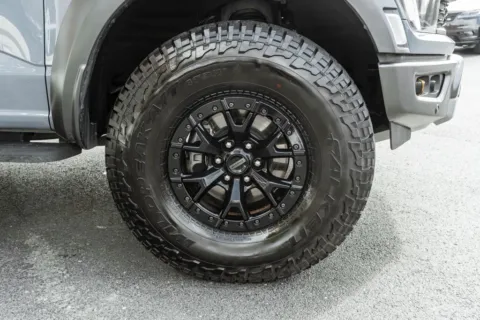More photos of 2023 Ford F-150 Raptor at Twins Auto of Dublin, OH