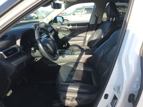 Another view of 2021 Toyota Highlander Platinum for sale in Dublin, OH at Twins Auto of Dublin