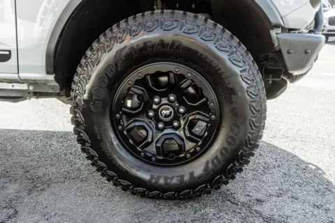 More photos of 2021 Ford Bronco First Edition at Twins Auto of Dublin, OH