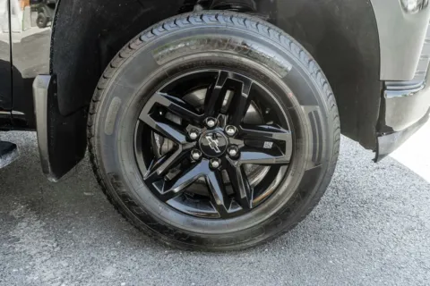 More photos of 2022 Chevrolet Silverado 1500 LTD LT Trail Boss at Twins Auto of Dublin, OH