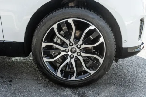 More photos of 2021 Land Rover Range Rover Sport HSE Silver Edition at Twins Auto of Dublin, OH