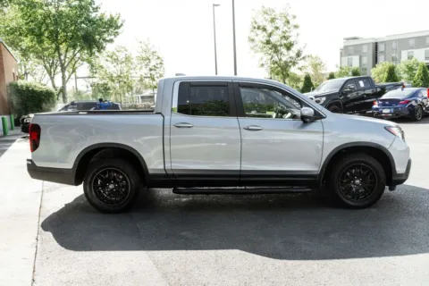Another view of 2019 Honda Ridgeline RTL-T for sale in Dublin, OH at Twins Auto of Dublin