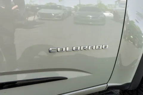More photos of 2021 Chevrolet Colorado ZR2 at Twins Auto of Dublin, OH