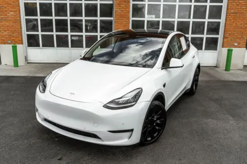 Photos of 2022 Tesla Model Y Long Range for sale in Dublin, OH at Twins Auto of Dublin