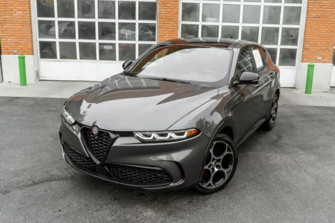 Photos of 2024 Alfa Romeo Tonale Veloce for sale in Dublin, OH at Twins Auto of Dublin