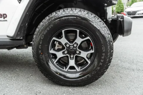 More photos of 2021 Jeep Wrangler Rubicon at Twins Auto of Dublin, OH