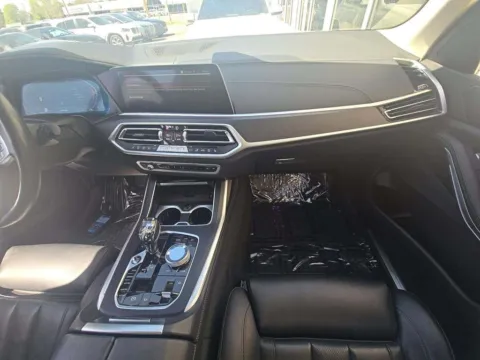 More photos of 2022 BMW X7 xDrive40i at Twins Auto of Dublin, OH