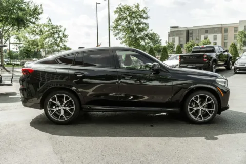 Another view of 2022 BMW X6 xDrive40i for sale in Dublin, OH at Twins Auto of Dublin