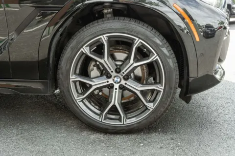 More photos of 2022 BMW X6 xDrive40i at Twins Auto of Dublin, OH