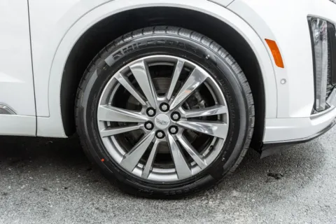 More photos of 2021 Cadillac XT6 Premium Luxury at Twins Auto of Dublin, OH
