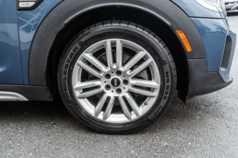 More photos of 2023 MINI Cooper S Countryman Cooper S ALL4 at Twins Auto of Dublin, OH