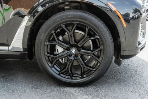 More photos of 2020 BMW X7 xDrive40i at Twins Auto of Dublin, OH