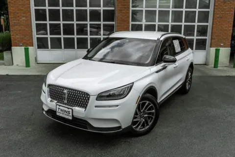 Photos of 2022 Lincoln Corsair Standard for sale in Dublin, OH at Twins Auto of Dublin