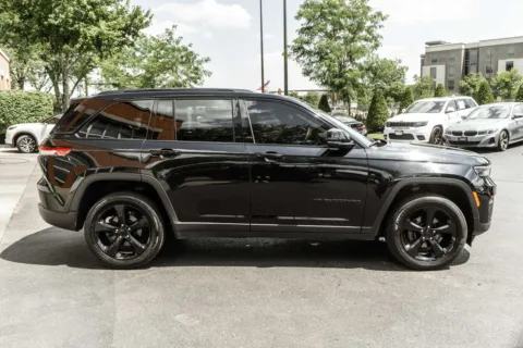 Another view of 2023 Jeep Grand Cherokee Altitude X for sale in Dublin, OH at Twins Auto of Dublin