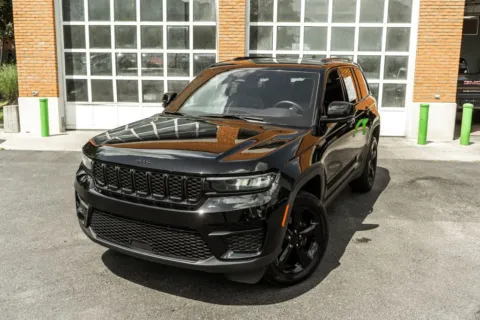 Photos of 2023 Jeep Grand Cherokee Altitude X for sale in Dublin, OH at Twins Auto of Dublin
