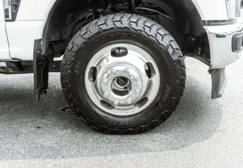 More photos of 2025 Ford F-350SD Lariat at Twins Auto of Dublin, OH