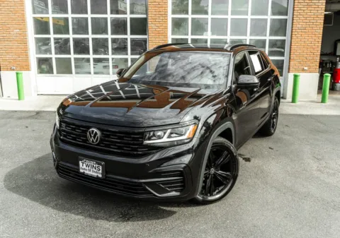 Photos of 2023 Volkswagen Atlas Cross Sport 2.0T SEL R-Line for sale in Dublin, OH at Twins Auto of Dublin