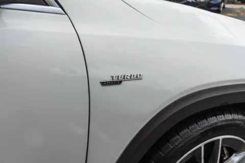 More photos of 2021 Mercedes-Benz GLB 35 AMG at Twins Auto of Dublin, OH
