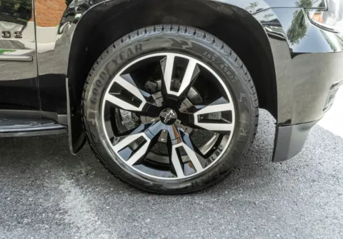 More photos of 2020 Chevrolet Tahoe Premier at Twins Auto of Dublin, OH