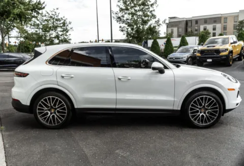 Another view of 2019 Porsche Cayenne for sale in Dublin, OH at Twins Auto of Dublin