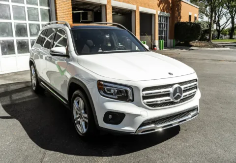 More photos of 2022 Mercedes-Benz GLB 250 at Twins Auto of Dublin, OH